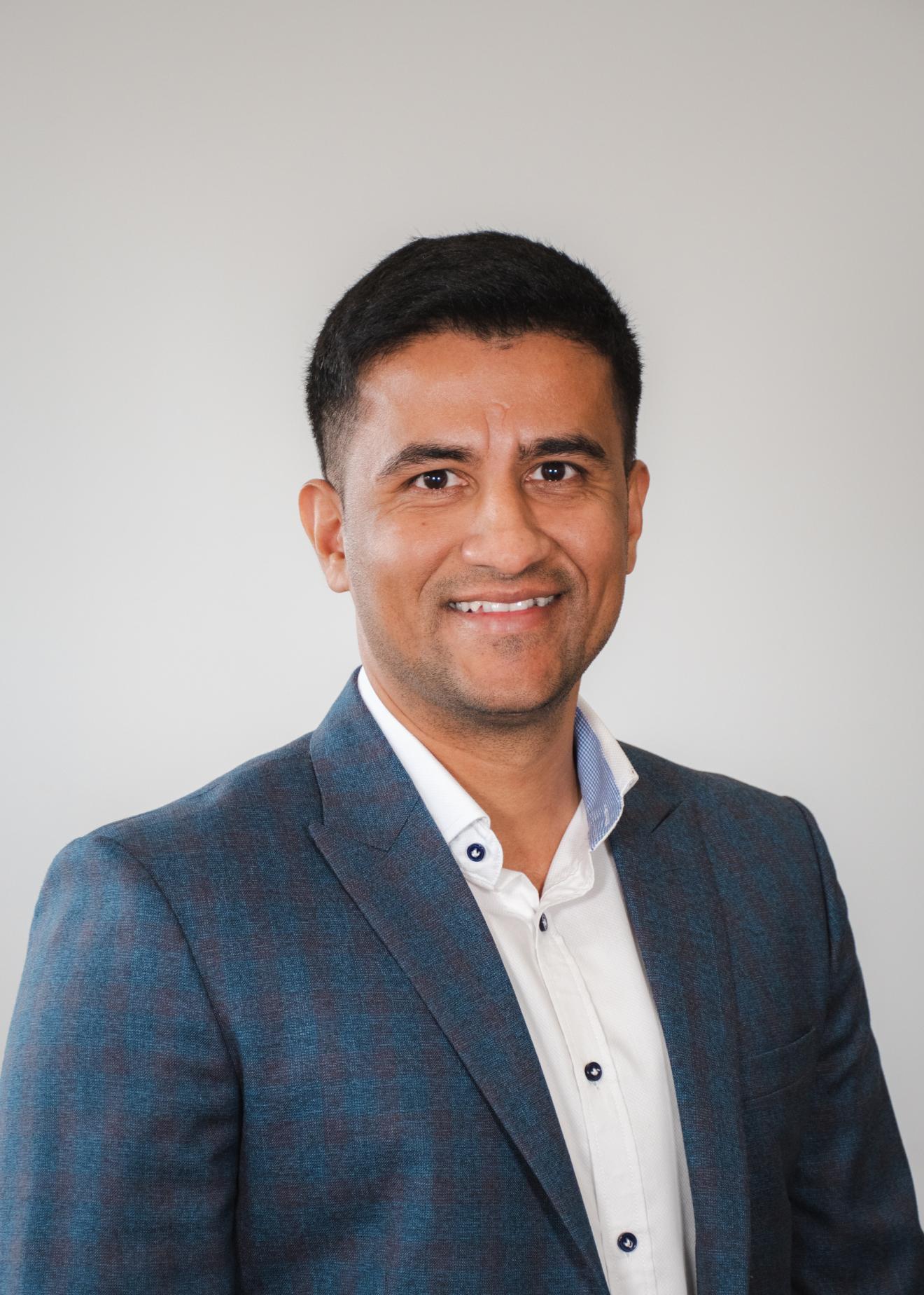 Headshot - Parth Parikh