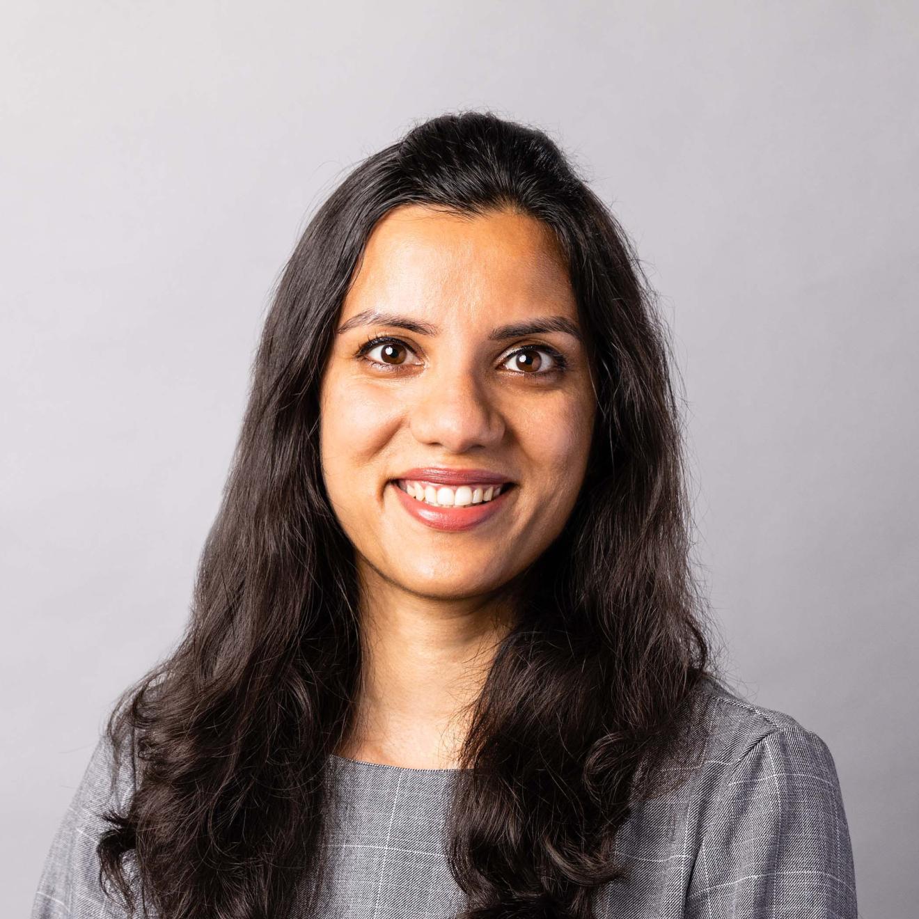 Headshot of Avni Kumar