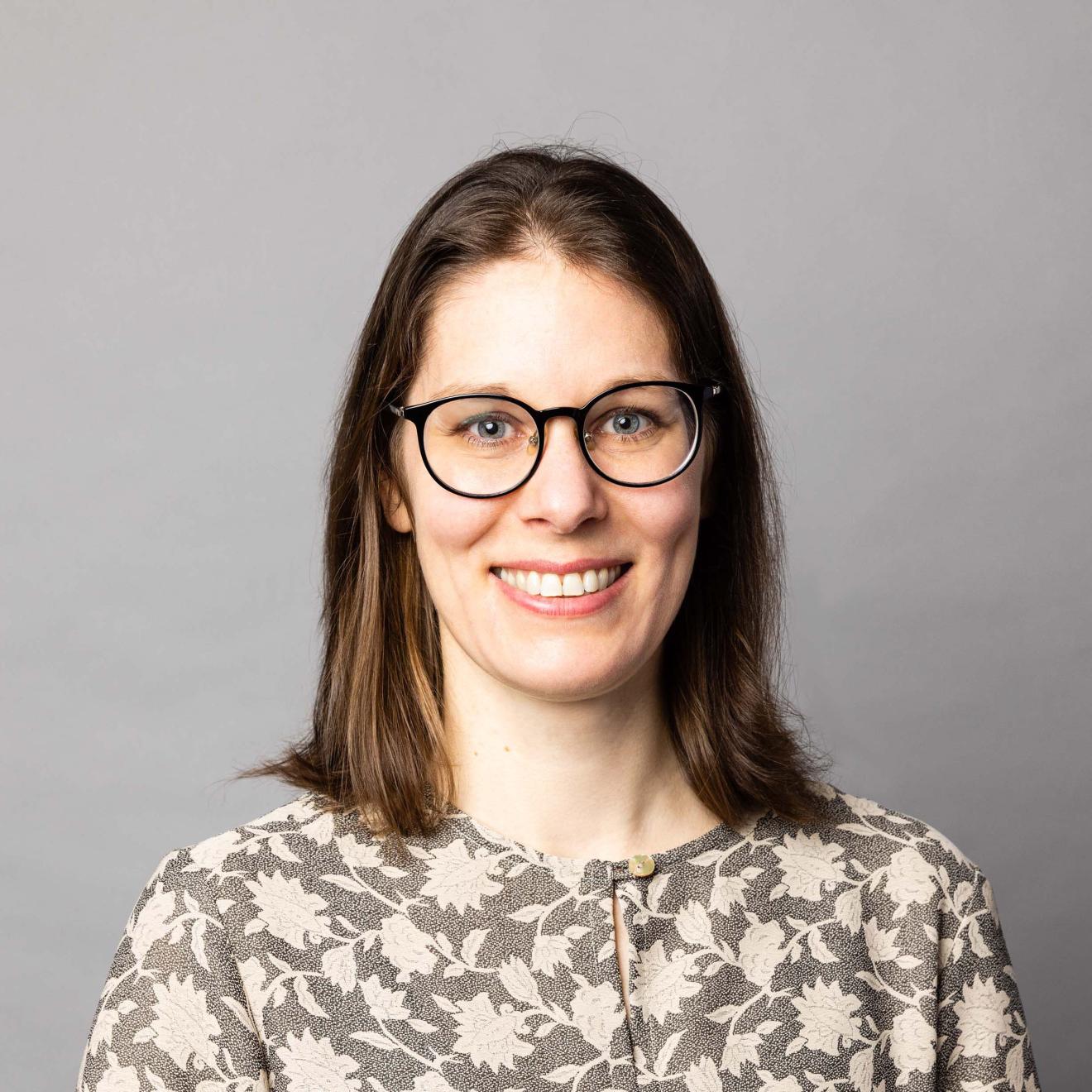 Headshot of Sarah Niklas