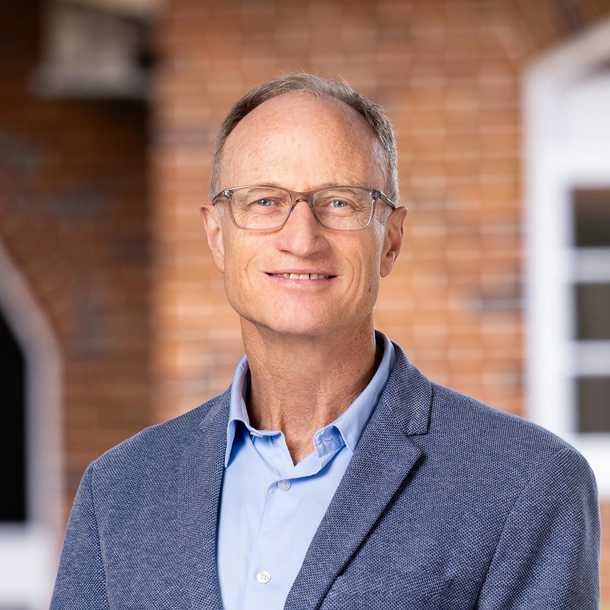 profile photo of Dr Chris Basten