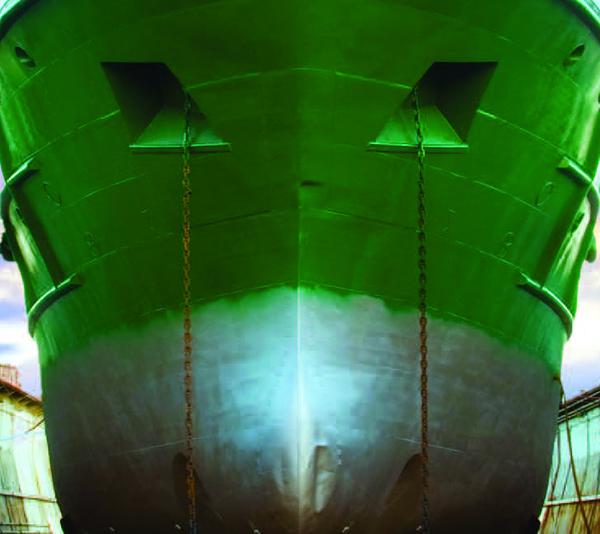 ADV_double_hull_hero