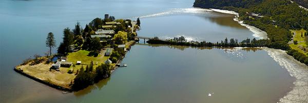 An aerial view of Peat Island on the Hawkesbury River north of Sydney, from 1911 to 2010 a NSW Government-run disability institution. Picture by Hpeterswald via Wikimedia Commons, CC BY-SA 4.0.