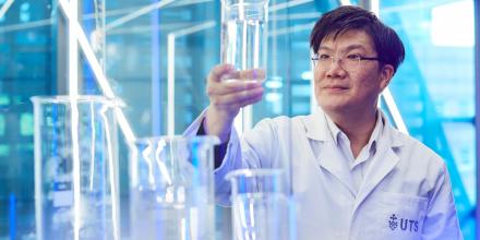 Professor Hokyong Shon