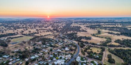 An aerial photograph of a rural toen in Australia