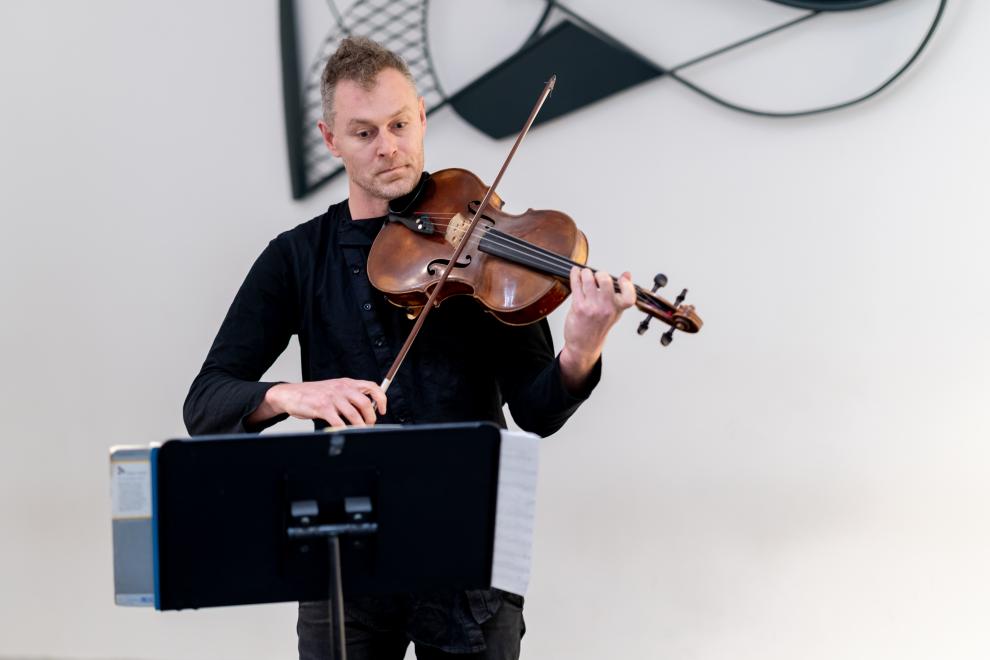 James Wannan playing the viola