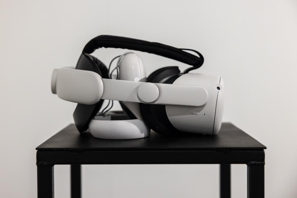 A VR headset