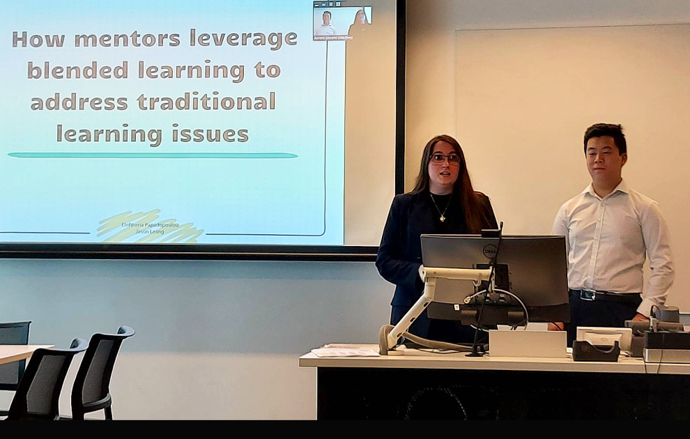 Two UTS Business Mentors presenting on being a mentor