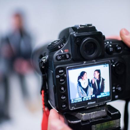 uts digital camera display