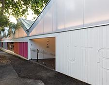Blackfriars Children's Centre exterior