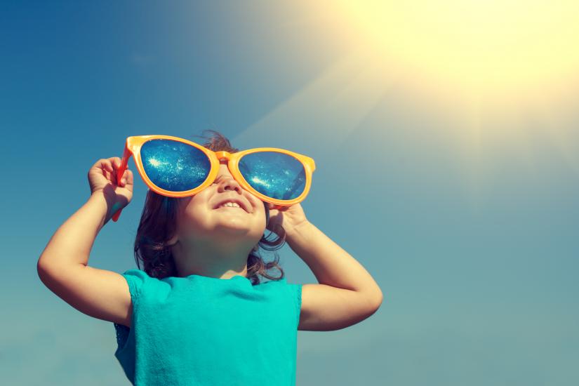 girl with sunglasses