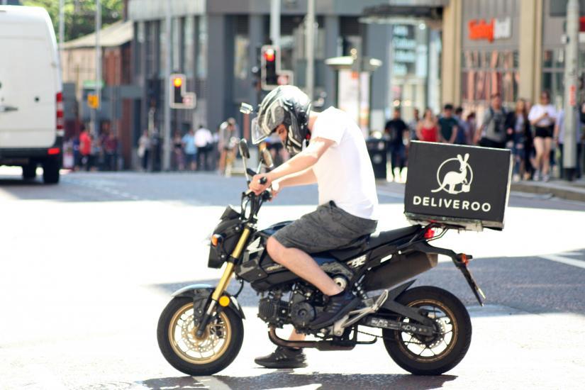 deliveroo driver