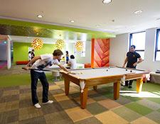 Students relax in Yura Mudang
