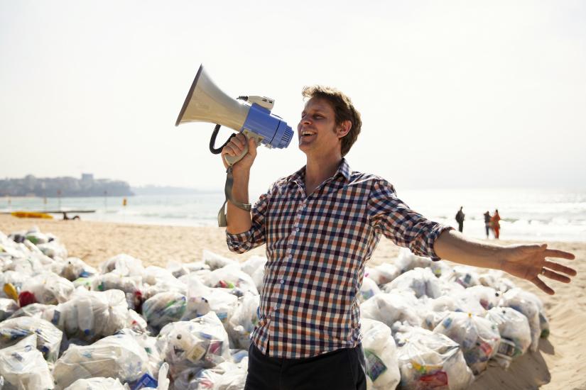 War on Waste host, Craig Reucassel, on Manly Beach