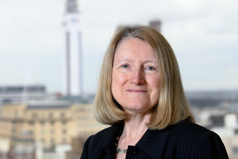 Dr Gill Owen