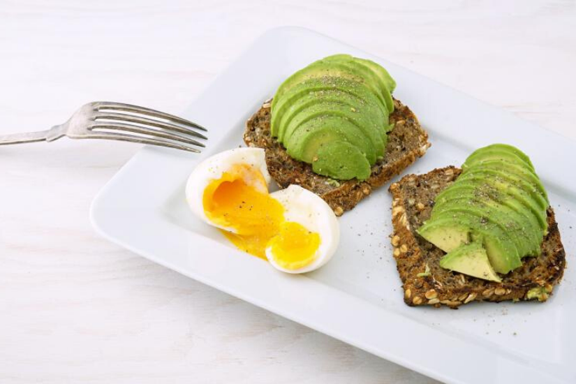 Avocado on toast with egg