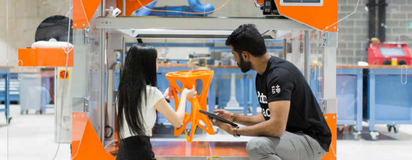 Two students work together on an engineering project at UTS