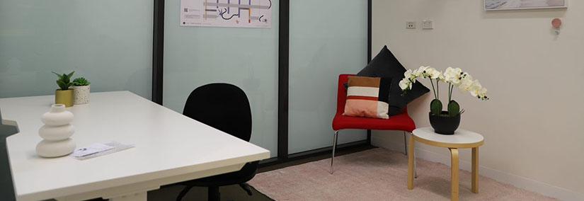 Photo of quiet online learning room with a desk and chair