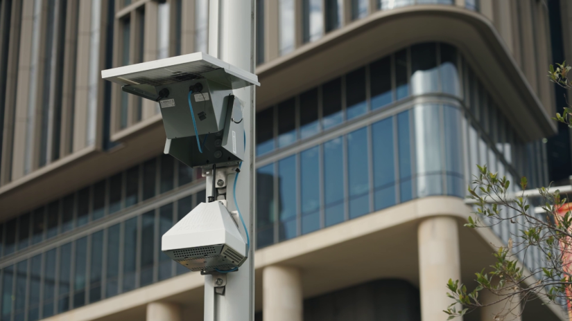 Air quality sensor installed on pole