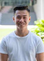 Kurt Cheng on Alumni Green