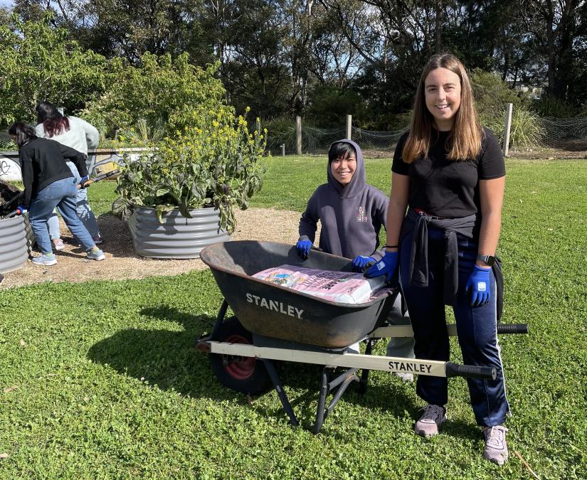 Students farming in Sydney