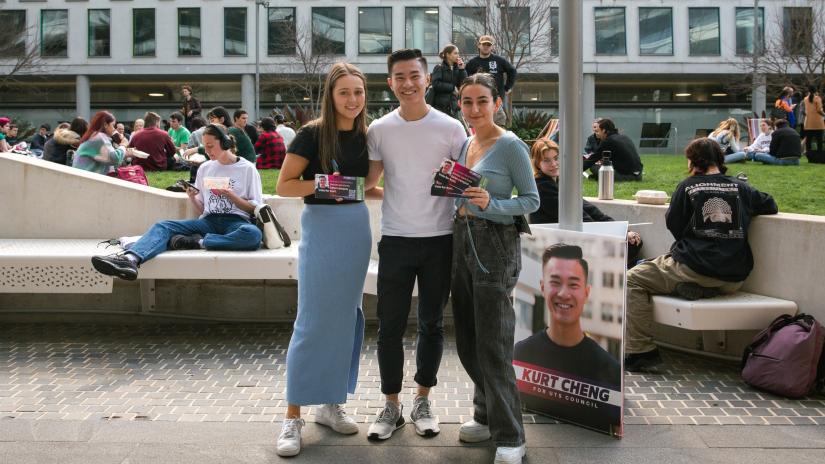 Kurt Cheng with volunteers at Alumni green