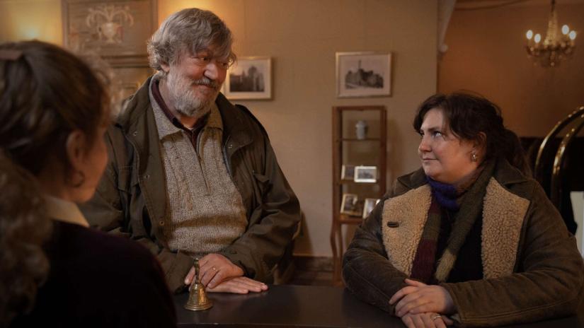 Stephen Fry and Lena Dunham in Treasure. 