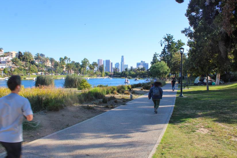 running path by lake