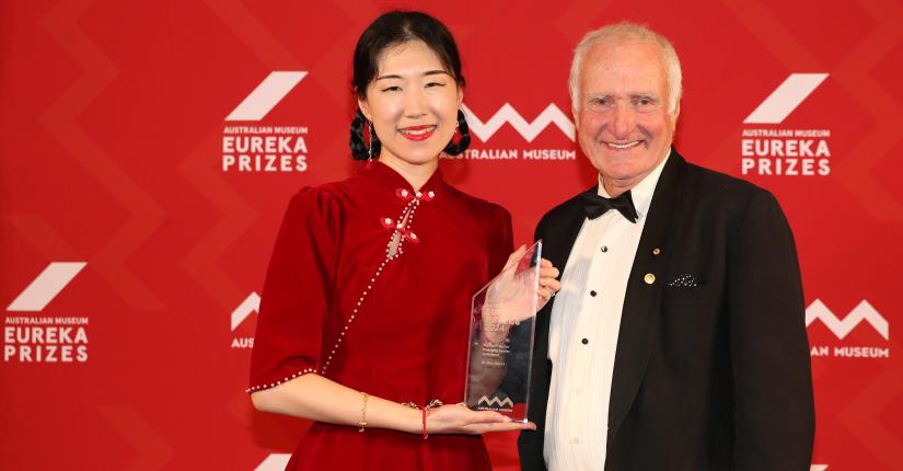 Photo of Dr JJ Li with Robyn Williams