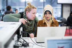 UTS Pharmacy students using latest tech gear