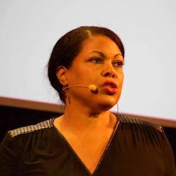 Dr Dina McMillan