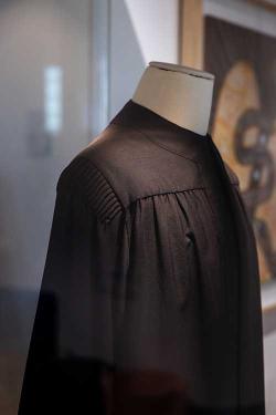 High court robes