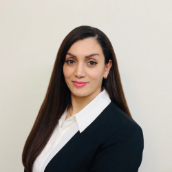 Headshot of Maryam Rustaee