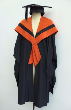 Black Bachelor gown, uluru brown Bachelor hood for Communication and a black trencher