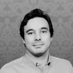 Luis Vascencelor - shoulder up photo