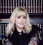 Portrait of Sally Seltmann, Award winning Australian singer and songwriter